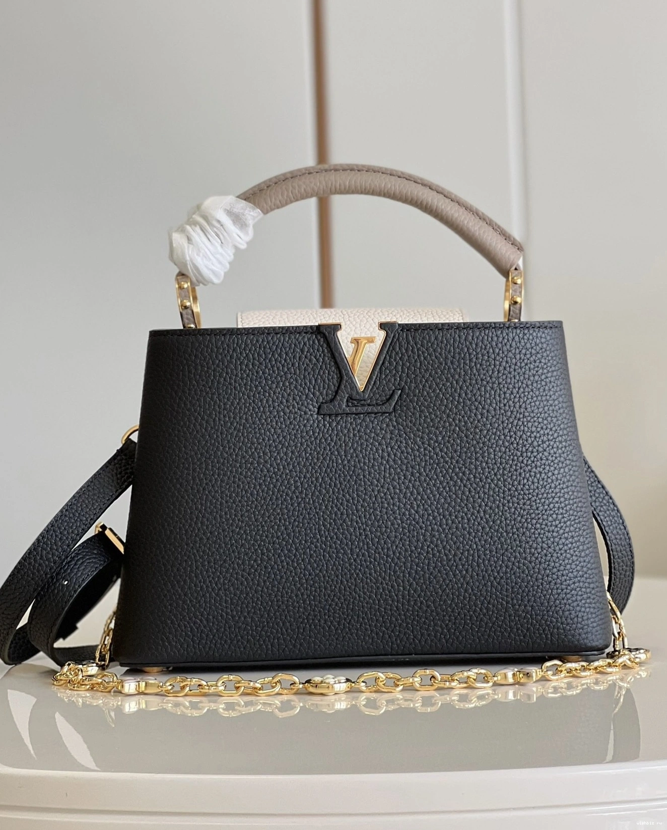 WIS CAPUCINES BB LOUIS VUITTON 1222